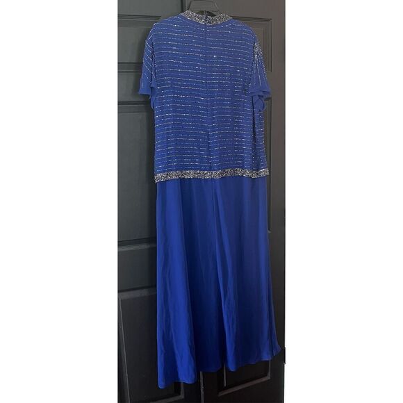 J Kara Women's Plus Size Faux Wrap Long Dress W/Flutter Sleeve - Picture 4 of 7